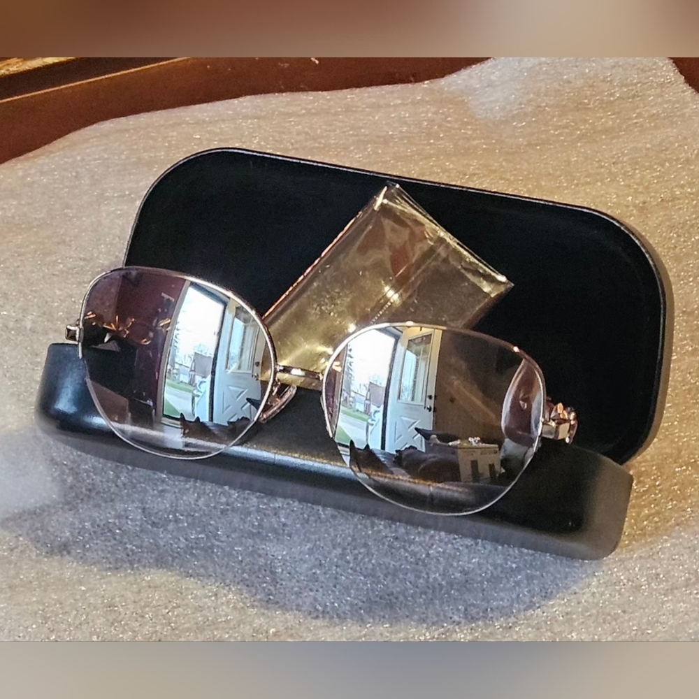 Coach Charm Story Rose Gold Sunglasses With Case